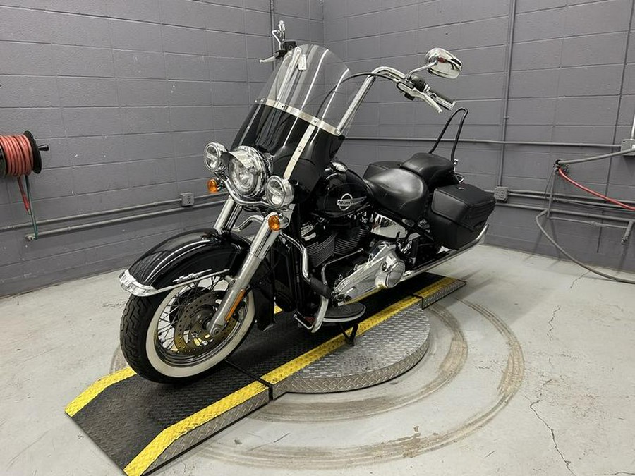 2020 Harley-Davidson® FLHC - Softail® Heritage Classic