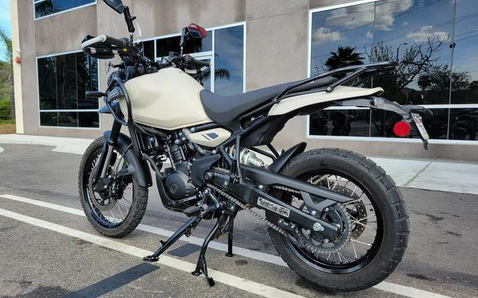 2025 Royal Enfield Himalayan 450 Kaza Brown