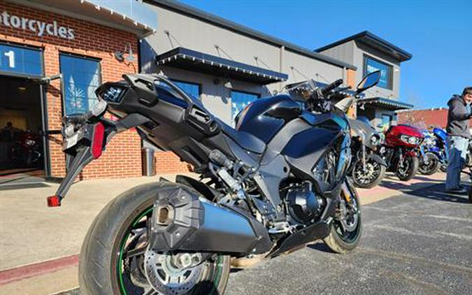 2025 Kawasaki Ninja 1100SX ABS