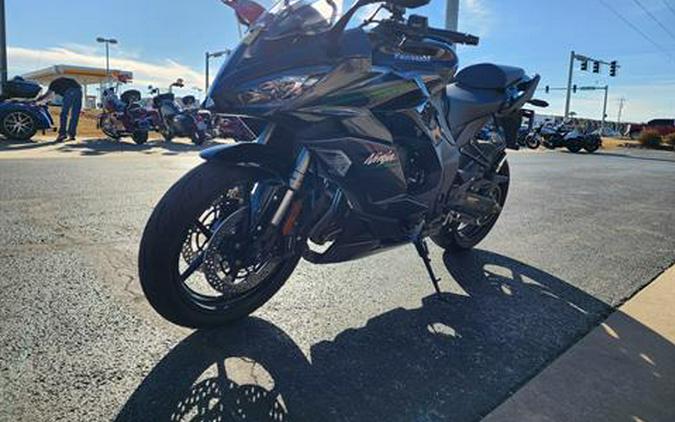 2025 Kawasaki Ninja 1100SX ABS