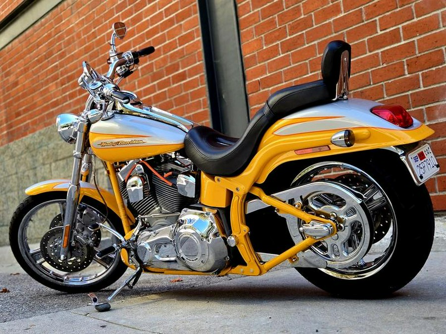 2004 Harley-Davidson® FXSTDSE
