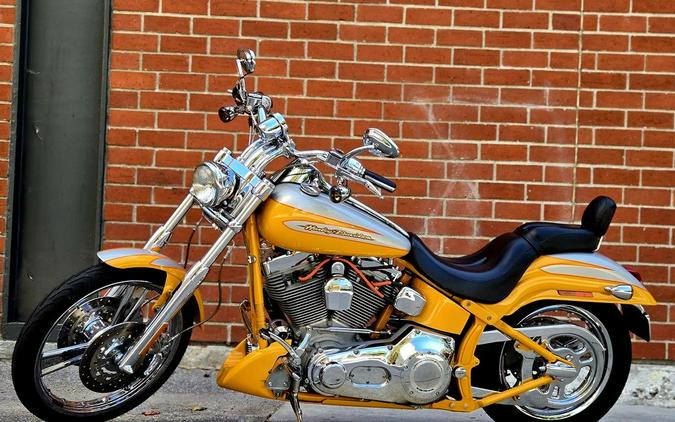 2004 Harley-Davidson® FXSTDSE