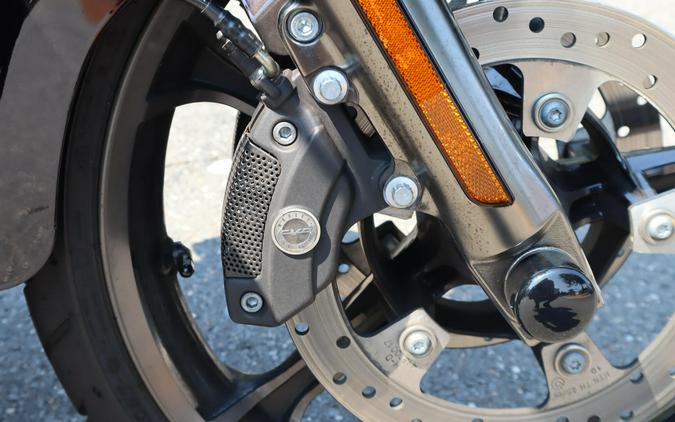 2021 Harley-Davidson CVO Tri Glide FLHTCUTGSE