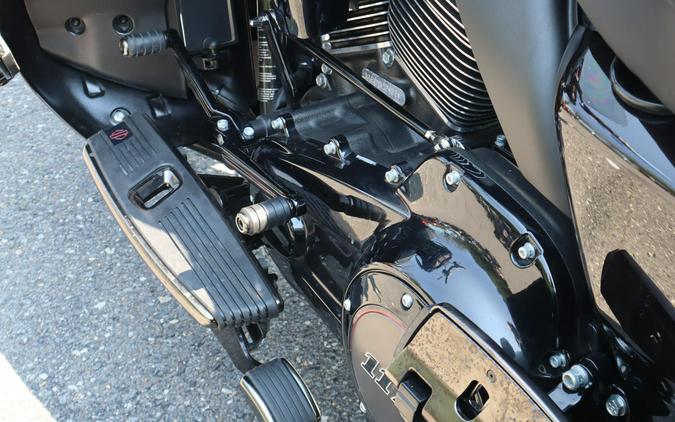 2021 Harley-Davidson CVO Tri Glide FLHTCUTGSE