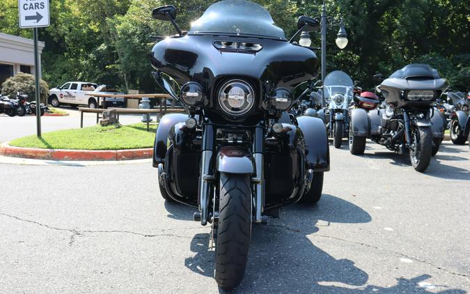 2021 Harley-Davidson CVO Tri Glide FLHTCUTGSE
