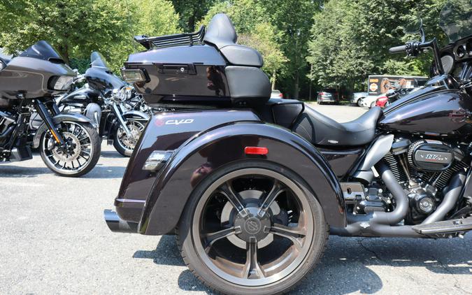 2021 Harley-Davidson CVO Tri Glide FLHTCUTGSE