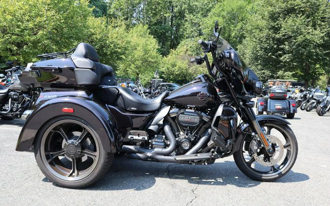 2021 Harley-Davidson CVO Tri Glide FLHTCUTGSE