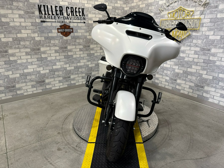 2018 Harley-Davidson Street Glide® Special