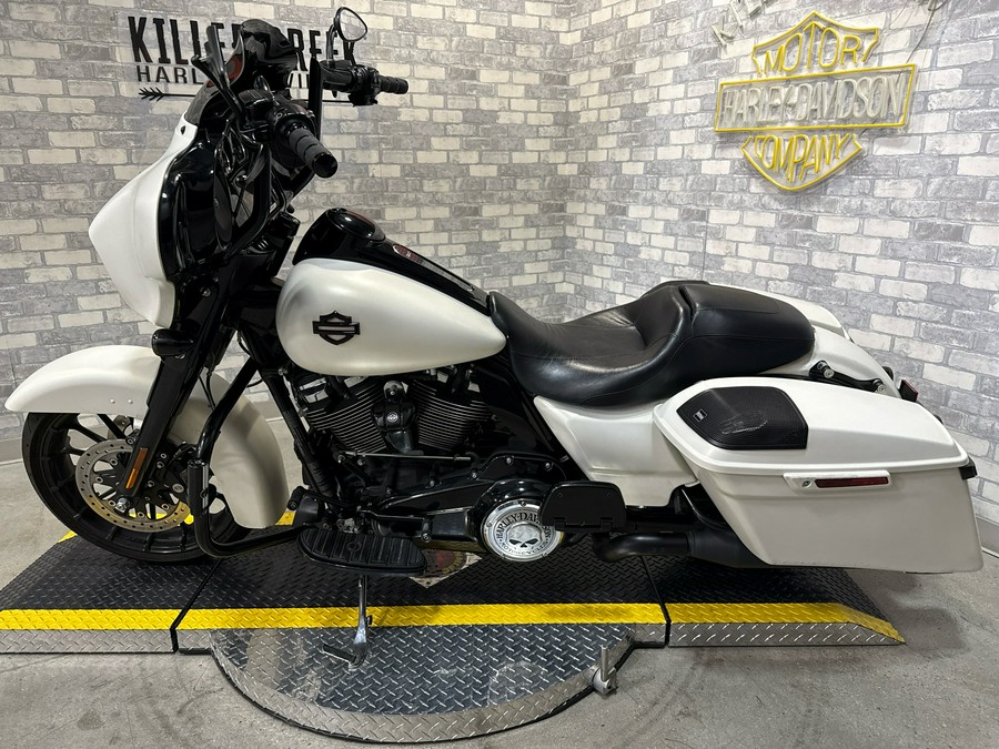 2018 Harley-Davidson Street Glide® Special