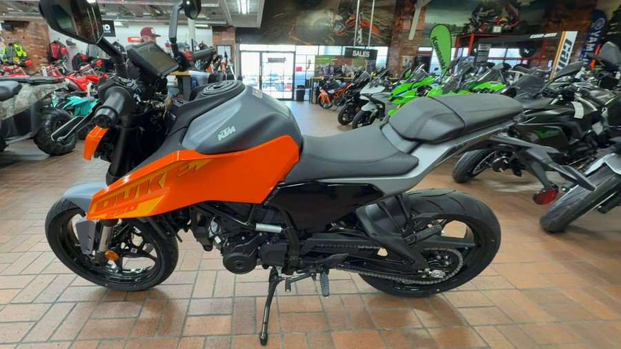 2024 KTM 250 DUKE