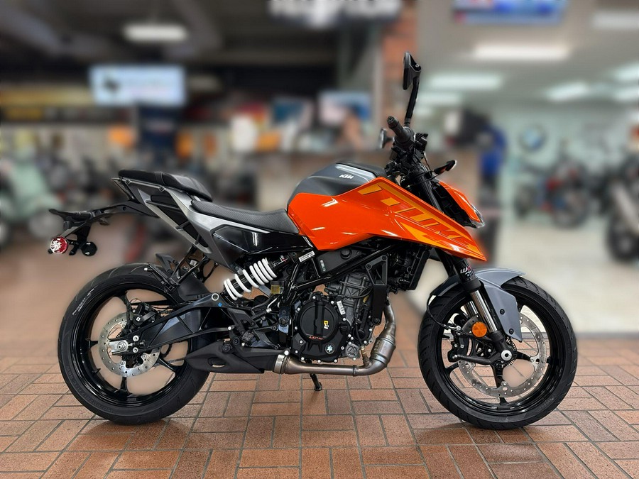 2024 KTM 250 DUKE