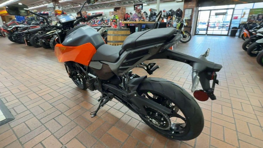 2024 KTM 250 DUKE