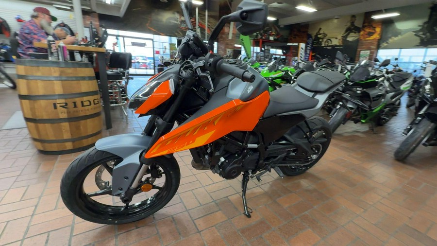 2024 KTM 250 DUKE
