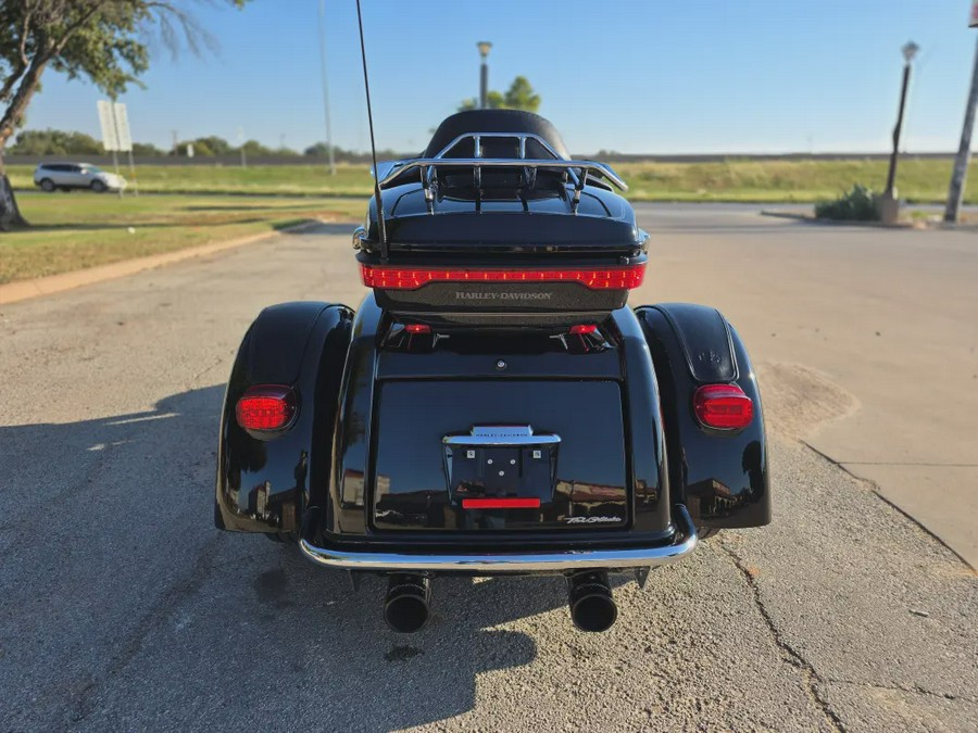 2017 Harley-Davidson® Tri Glide® Ultra