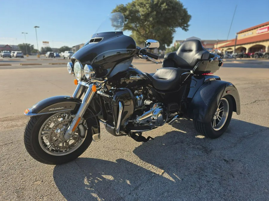 2017 Harley-Davidson® Tri Glide® Ultra
