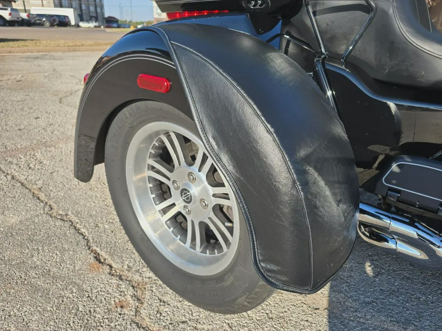 2017 Harley-Davidson® Tri Glide® Ultra