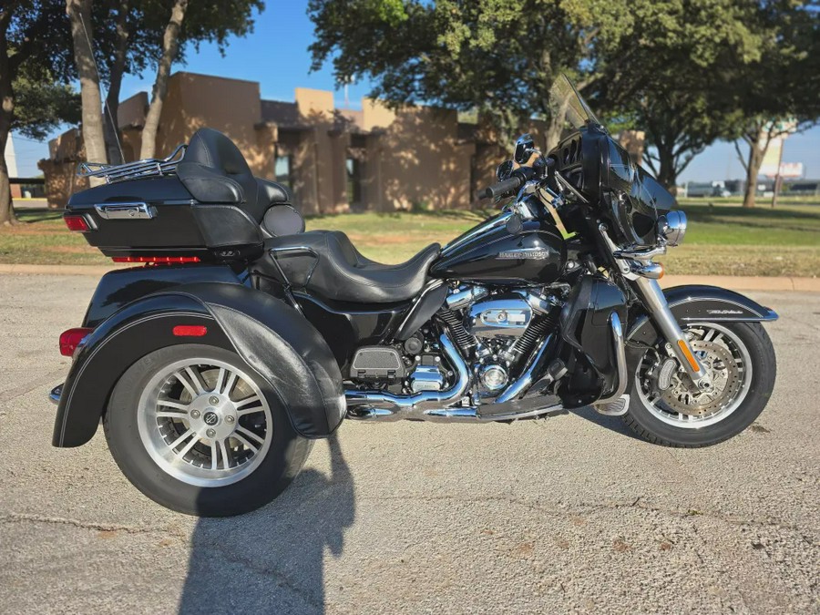 2017 Harley-Davidson® Tri Glide® Ultra