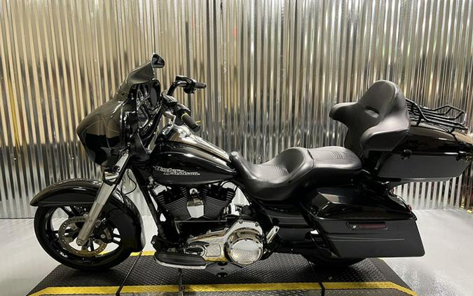2016 Harley-Davidson FLHXS - Street Glide Special