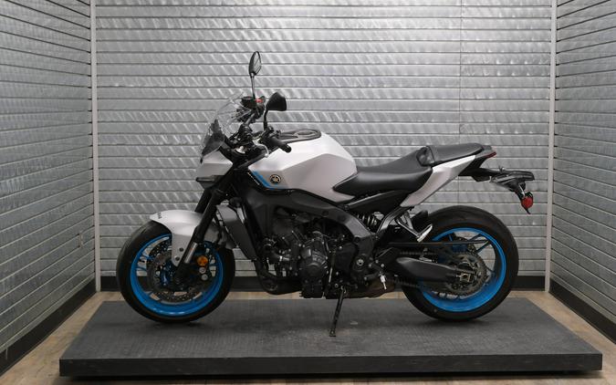 2025 YAMAHA MT-09
