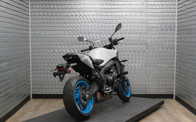 2025 YAMAHA MT-09