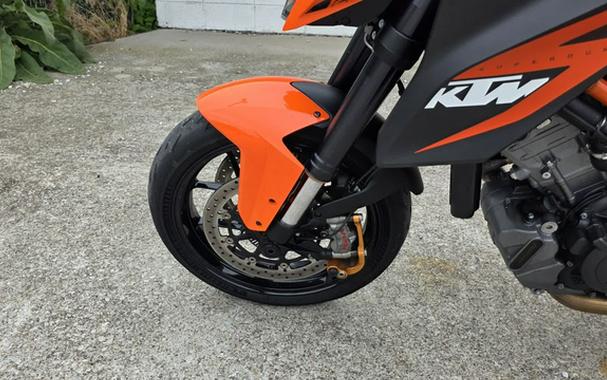 2016 KTM Super Duke 1290 R