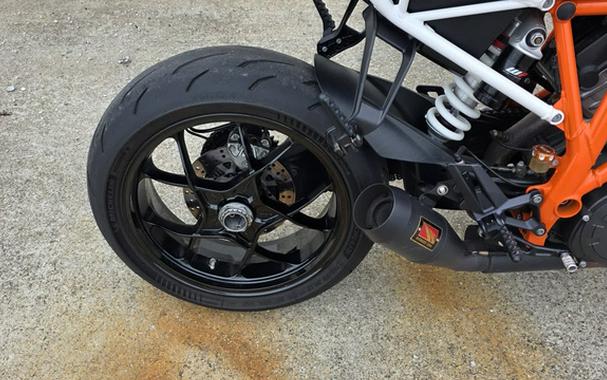 2016 KTM Super Duke 1290 R