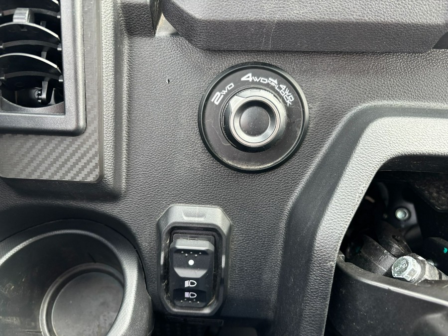 2025 CFMOTO UFORCE U10 Pro