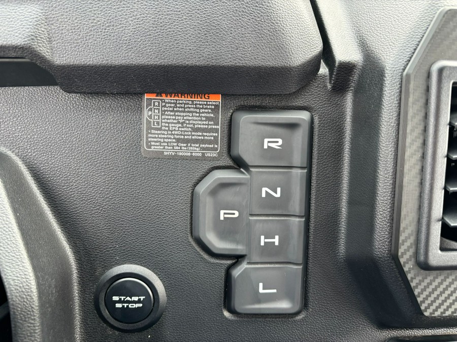 2025 CFMOTO UFORCE U10 Pro