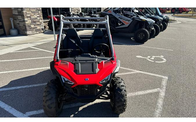 2026 Polaris RZR 200 EFI