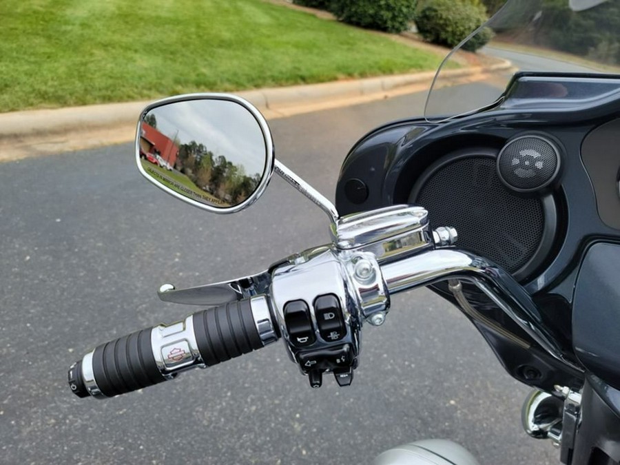 2019 Harley-Davidson® FLHXSE - CVO™ Street Glide®