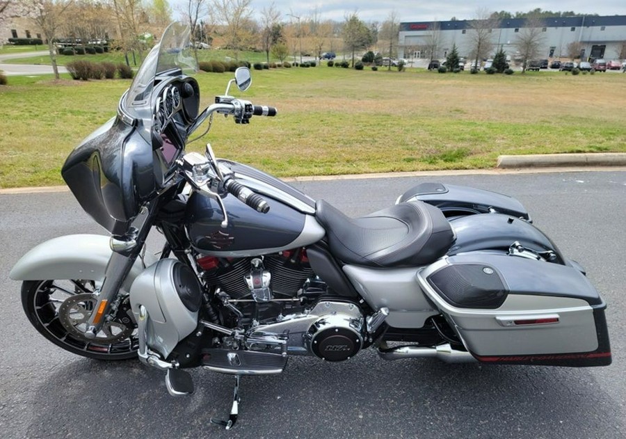 2019 Harley-Davidson® FLHXSE - CVO™ Street Glide®