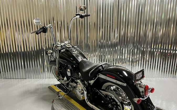 2016 Harley-Davidson FLSTN - Softail Deluxe