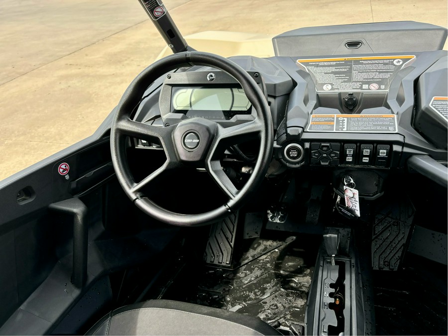 2024 Can-Am™ Commander MAX XT-P 1000R