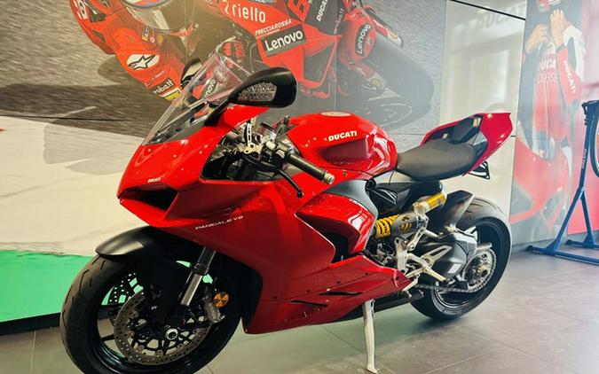 2020 Ducati Panigale V2 Ducati Red