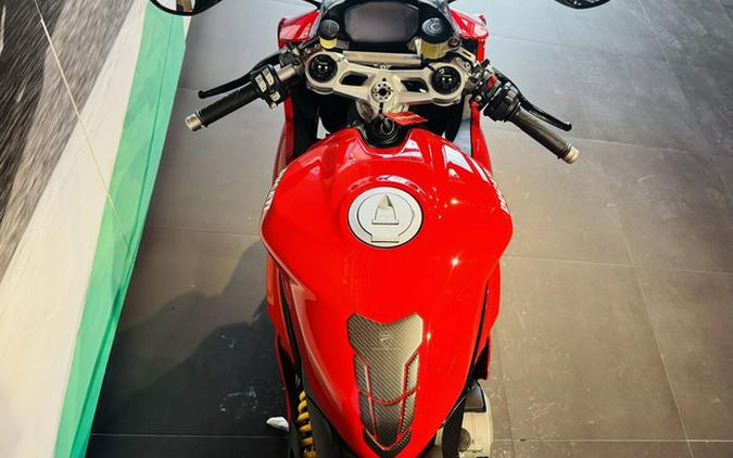 2020 Ducati Panigale V2 Ducati Red