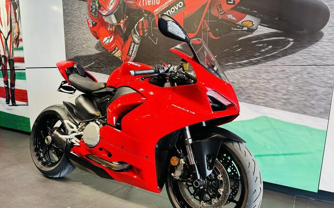 2020 Ducati Panigale V2 Ducati Red