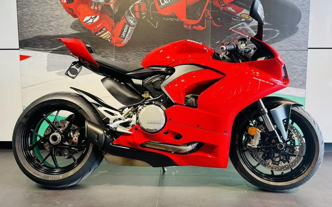 2020 Ducati Panigale V2 Ducati Red