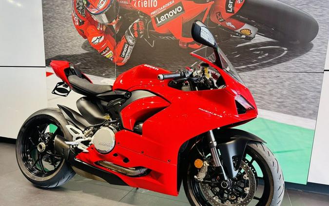 2020 Ducati Panigale V2 Ducati Red