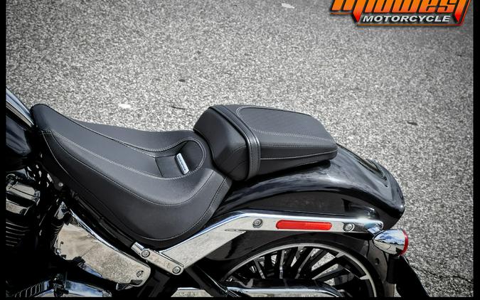 2023 BREAKOUT - Harley-Davidson®