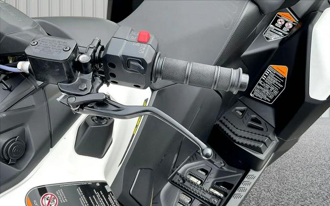 2026 CAN-AM Outlander MAX Electric