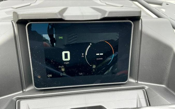 2026 CAN-AM Outlander MAX Electric