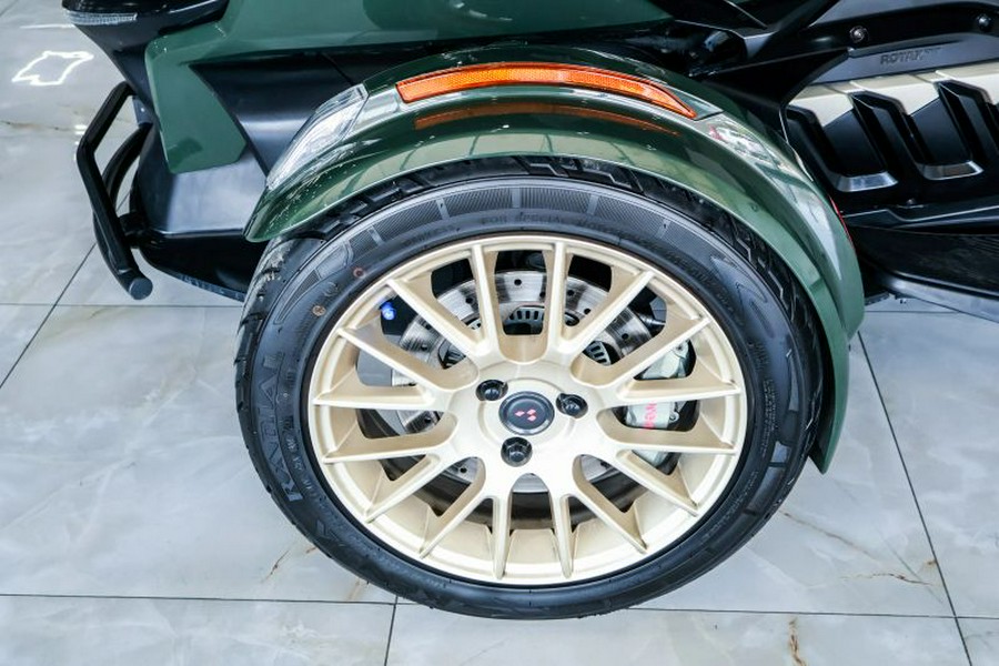2023 Can-Am Spyder RT Sea To Sky