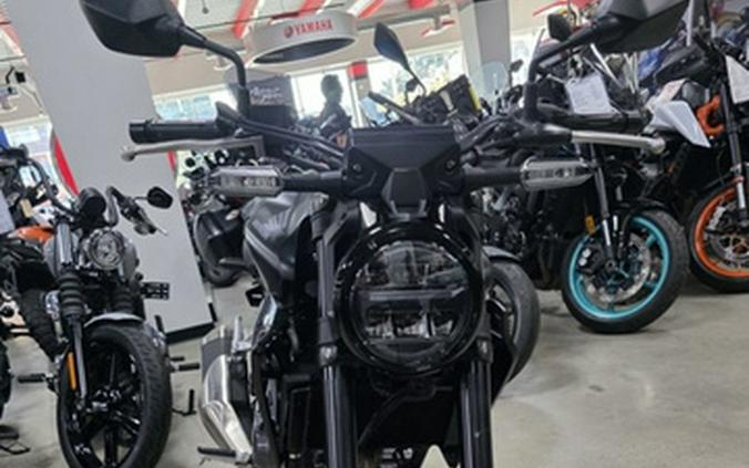 2025 Honda CB300R