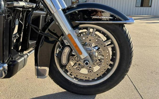 2016 Harley-Davidson® FLHTCUTG - Tri Glide® Ultra
