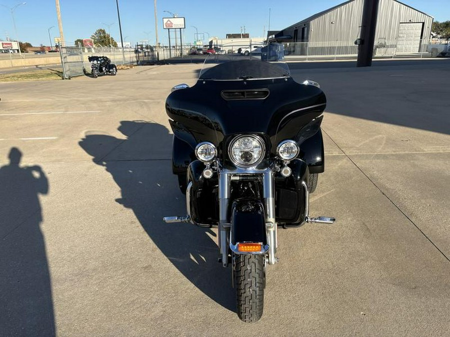 2016 Harley-Davidson® FLHTCUTG - Tri Glide® Ultra