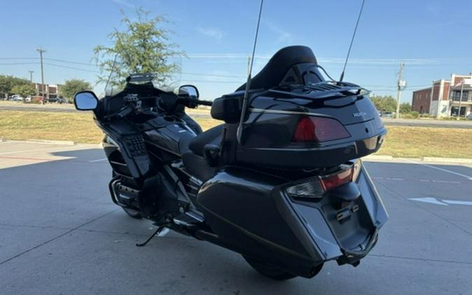 2016 Honda Gold Wing Audio / Comfort