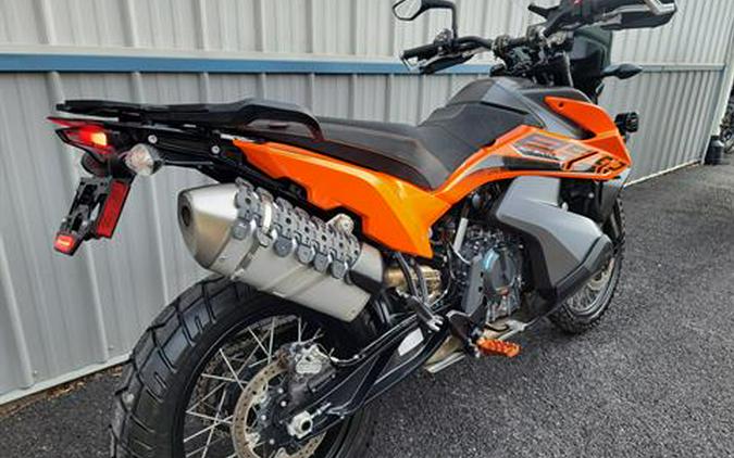 2022 KTM 890 Adventure