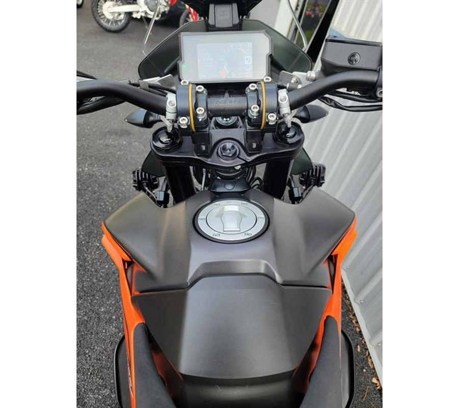 2022 KTM 890 Adventure