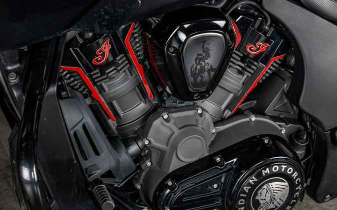 2021 Indian Challenger Dark Horse Thunder Black Smoke