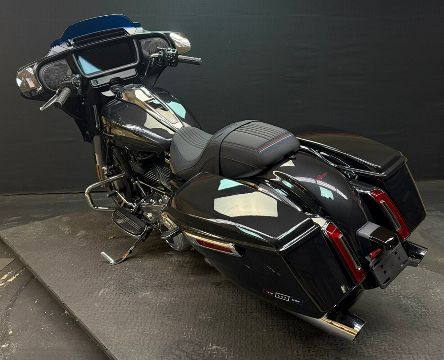 Harley-Davidson® Street Glide® 2026 FLHX MIDNIGHT EMBER